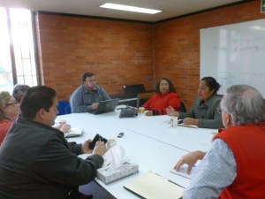 (r to l) Rev. Lisania Martinez and Yolanda Gutierrez of the Mesa Conjunta w/ the Comunidad's Rector, Admin. Asst., Board Pres., and Vice Rector